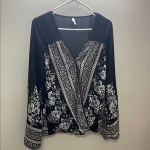 Vanity Black and White Floral Blouse